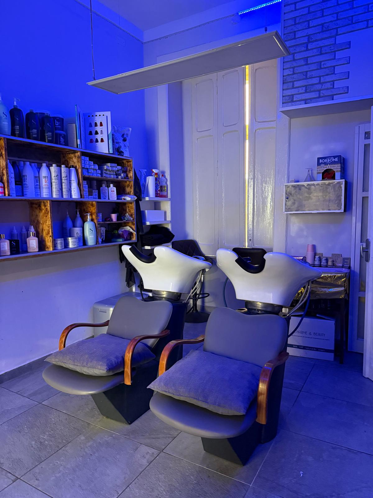 Interno del salone Marino Parrucchieri
